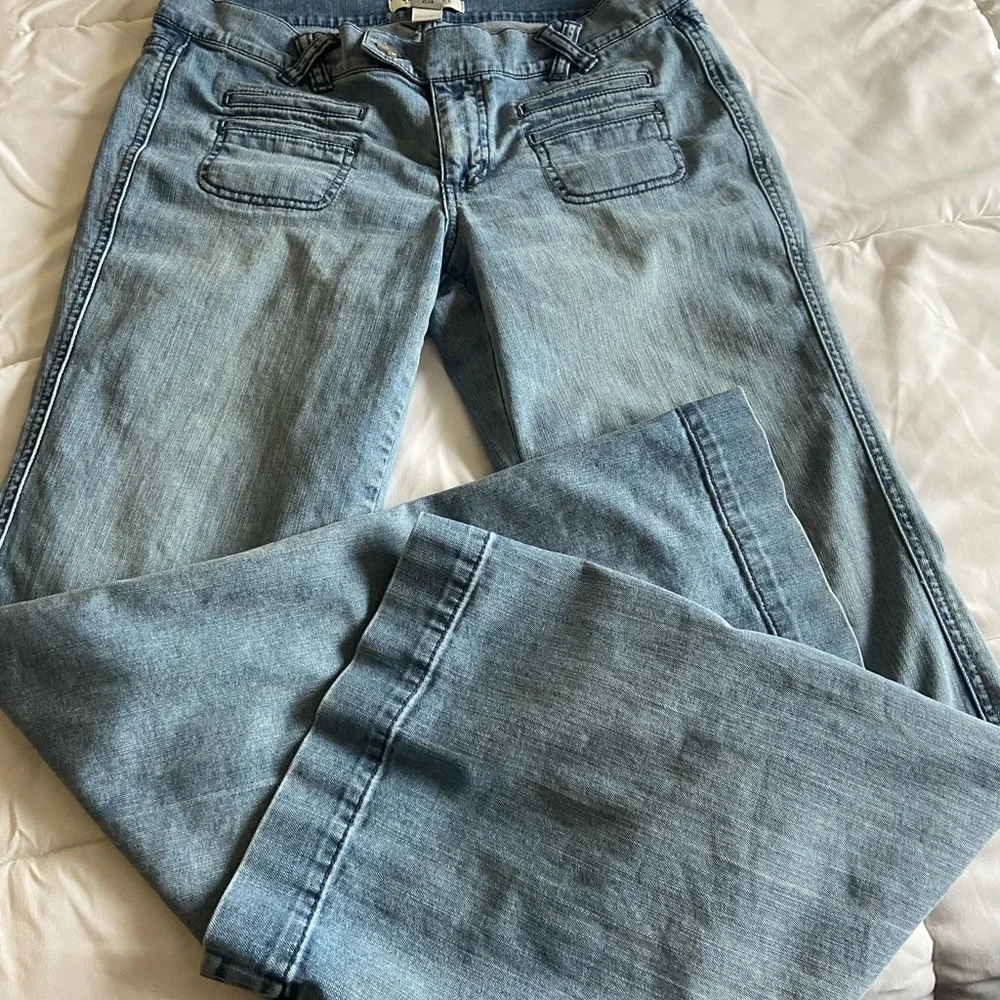 WHBM Noir flare jeans - Picture 1 of 8